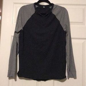 Men’s long sleeve shirt